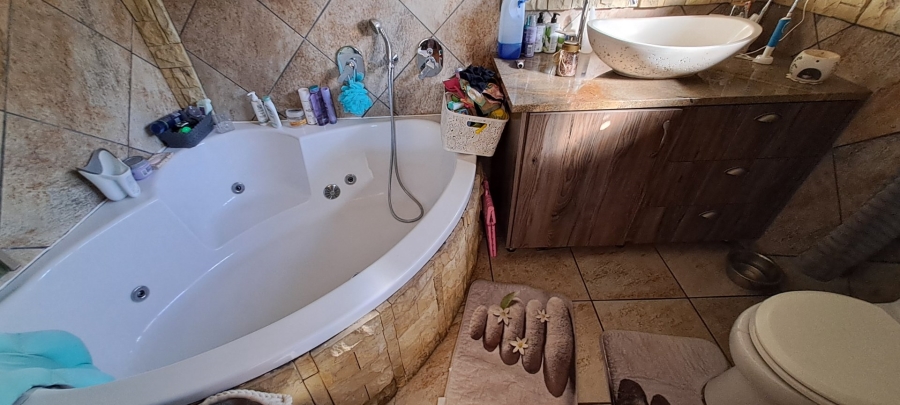 3 Bedroom Property for Sale in Jordania Free State